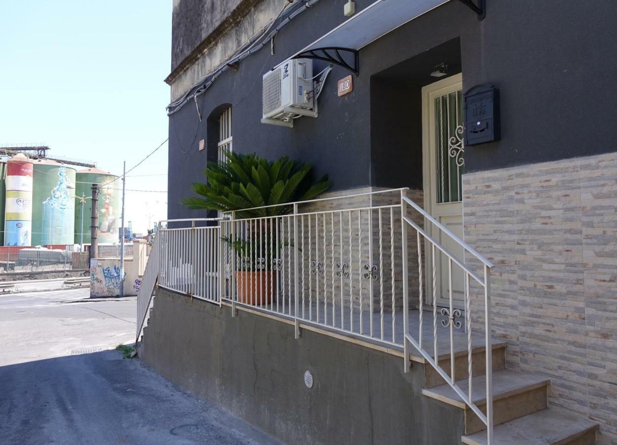 Giader'S House - Free Parking Apartment CTA Exterior photo